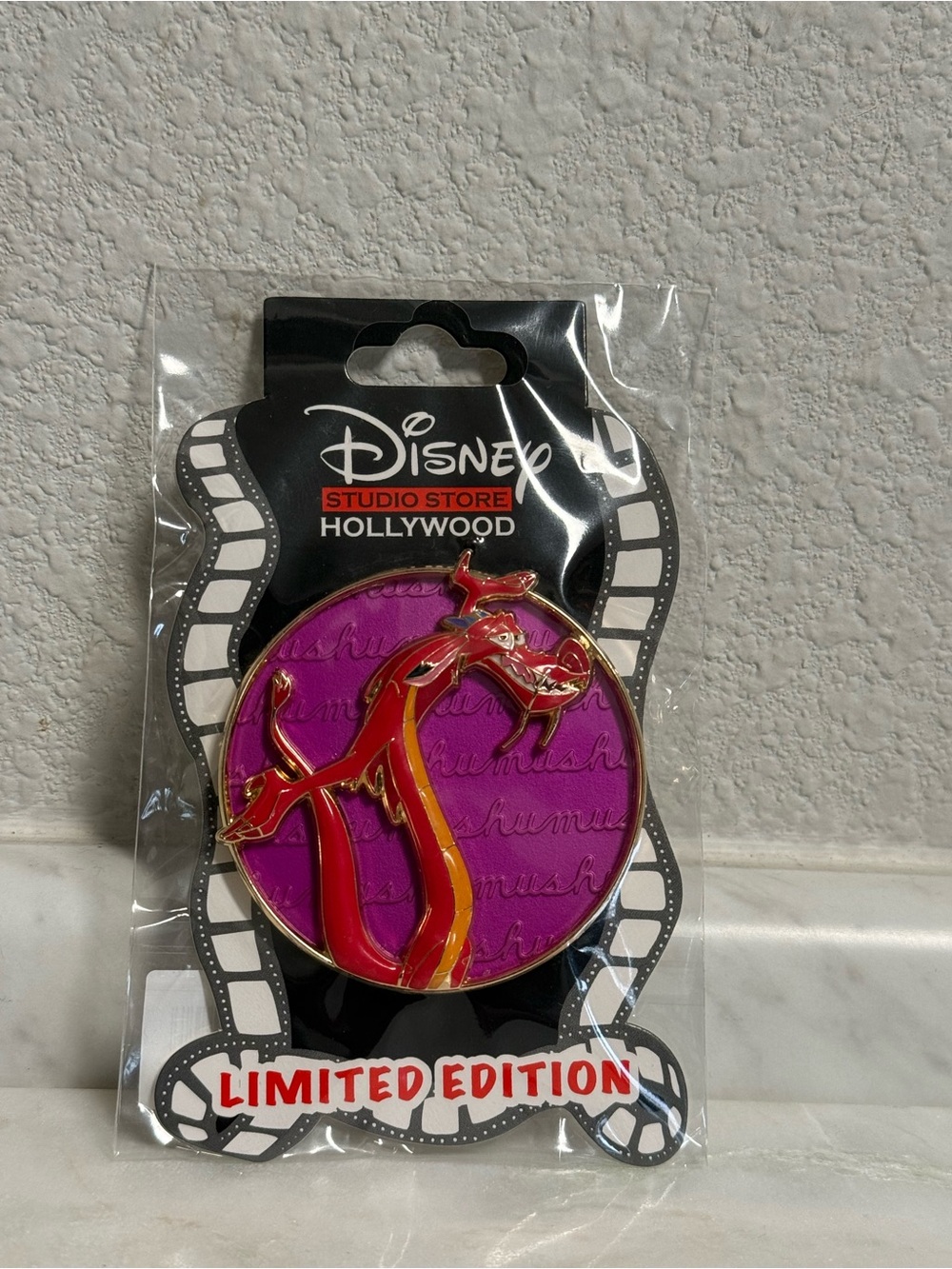 Disney Studio Store Hollywood Limited Edition 400 Mushu - Mulan